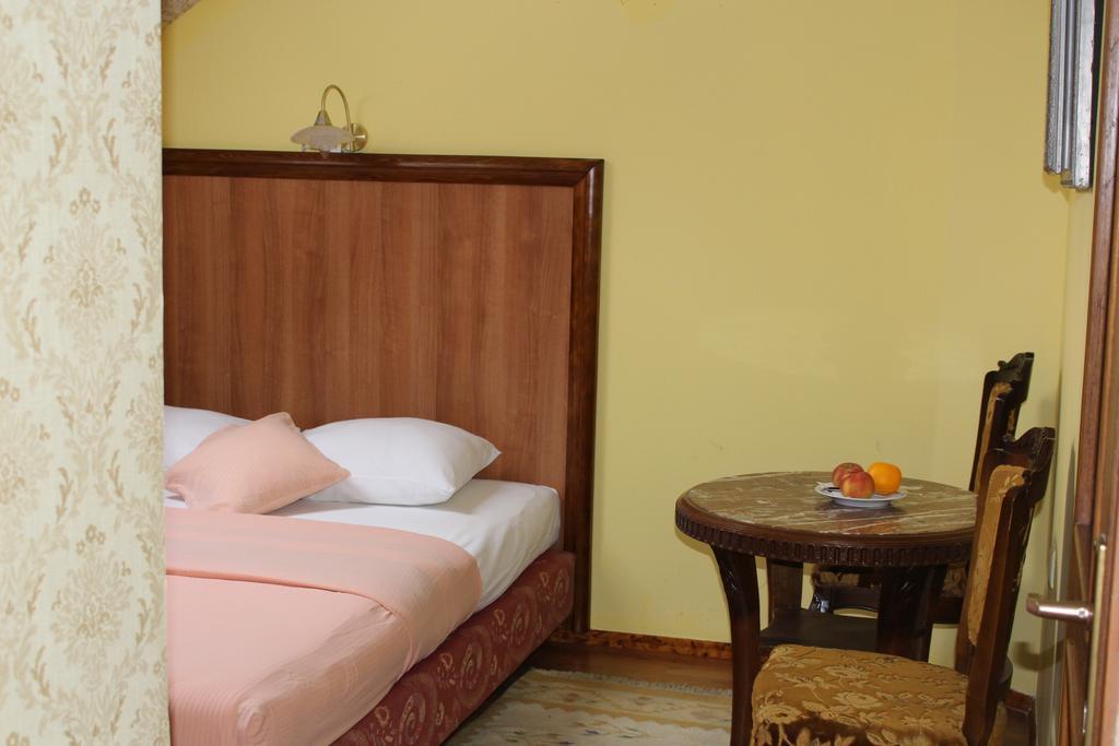 Motel Alas Banja Luka Rum bild